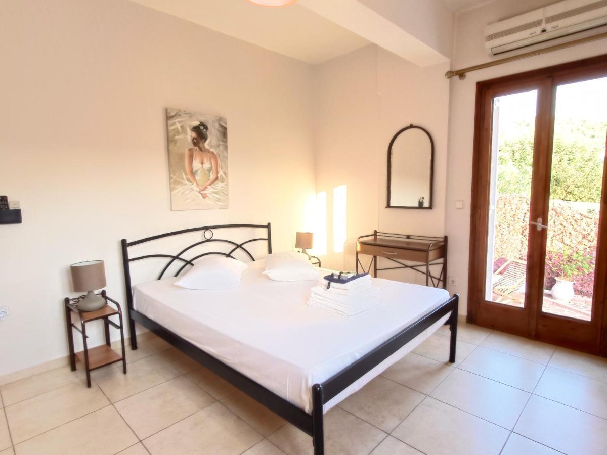 Iris Apartments Ithaca Vathy  Zewnętrze zdjęcie