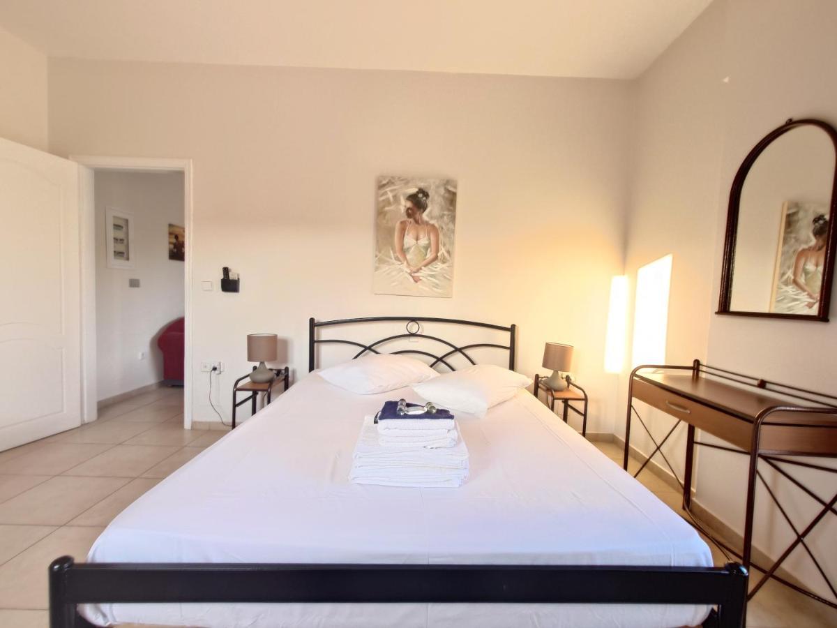 Iris Apartments Ithaca Vathy  Zewnętrze zdjęcie